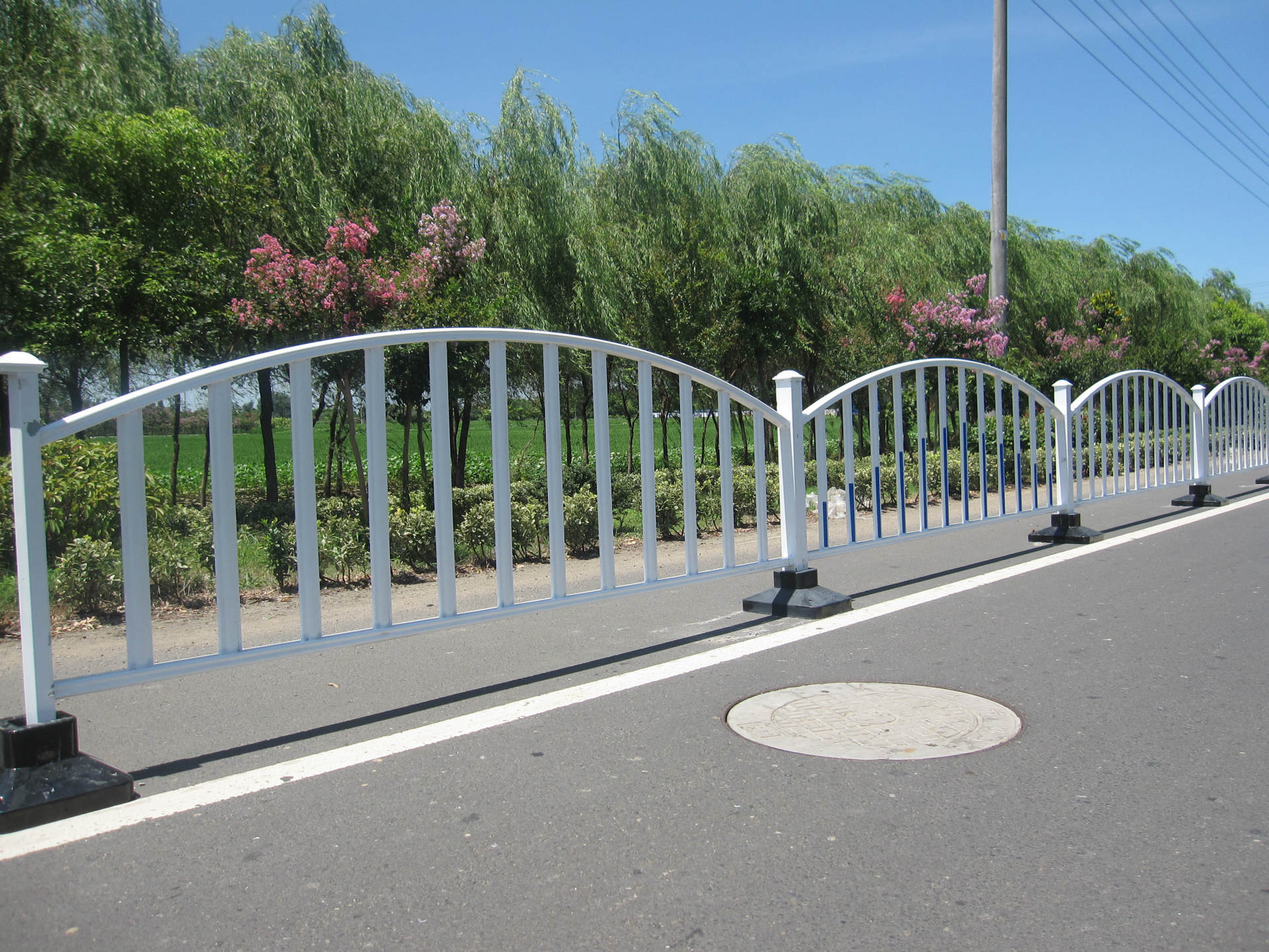 寧波道路護(hù)欄多少錢一米？